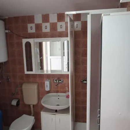 Holiday home Charming Multi-level House With Sea View In Kastel Stari Kastela